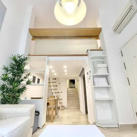 Apartment Centro Station Maria Zambrano Parking Free
