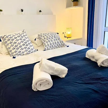 Apartment Centro Station Maria Zambrano Parking Free