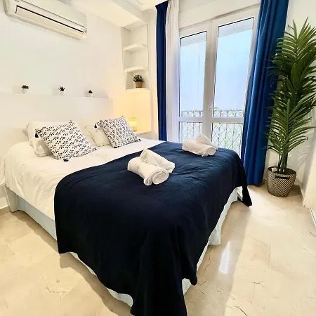 Apartment Centro Station Maria Zambrano Parking Free