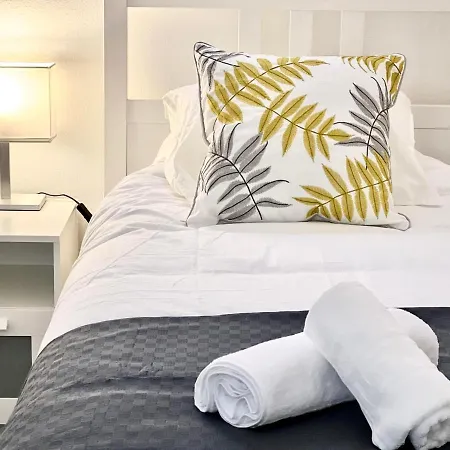 Centro Station Maria Zambrano Parking Free Apartment *